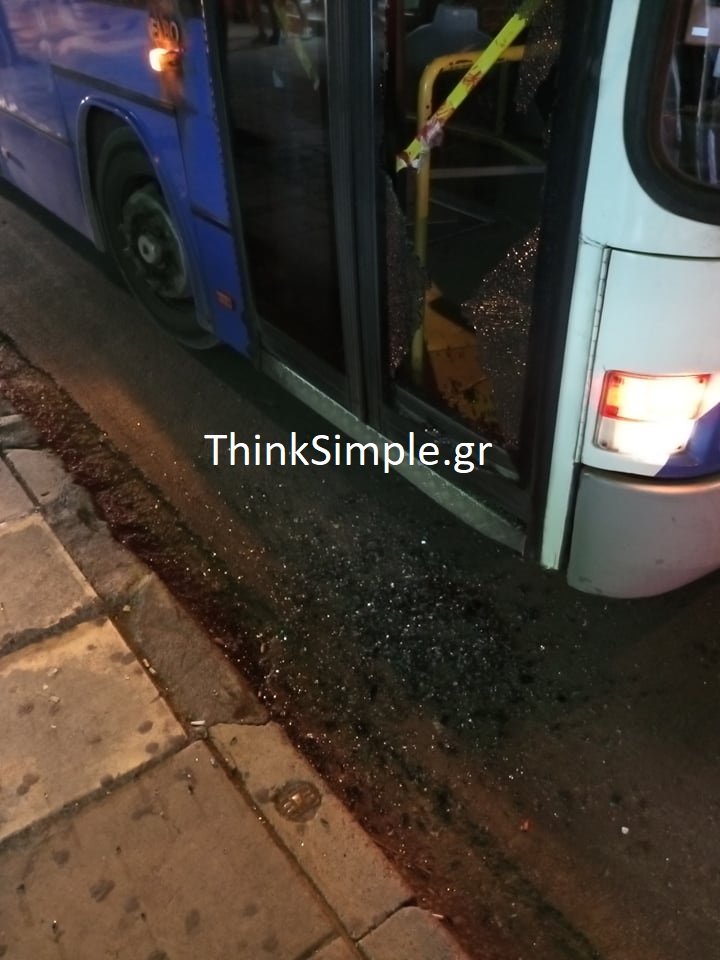 Θεσσαλονίκη: Παρέα έκανε «γυαλιά – καρφιά» λεωφορείο του ΟΑΣΘ (ΦΩΤΟ), φωτογραφία-4